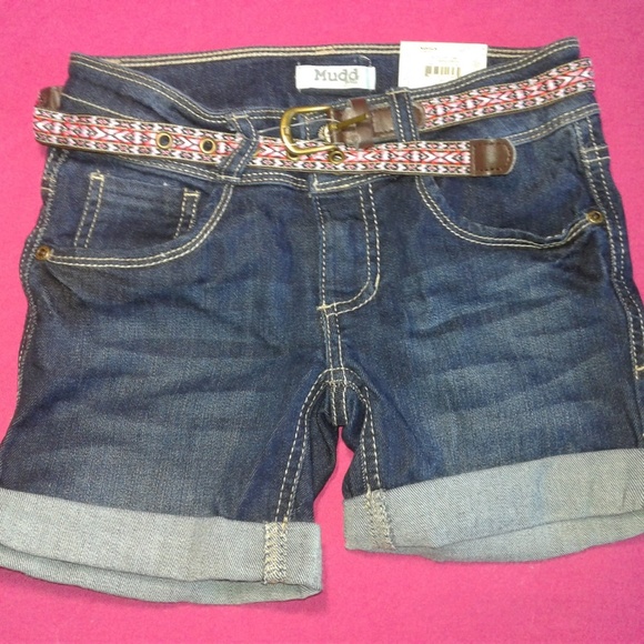 NWT Mudd Shorts with Belt - Picture 1 of 4